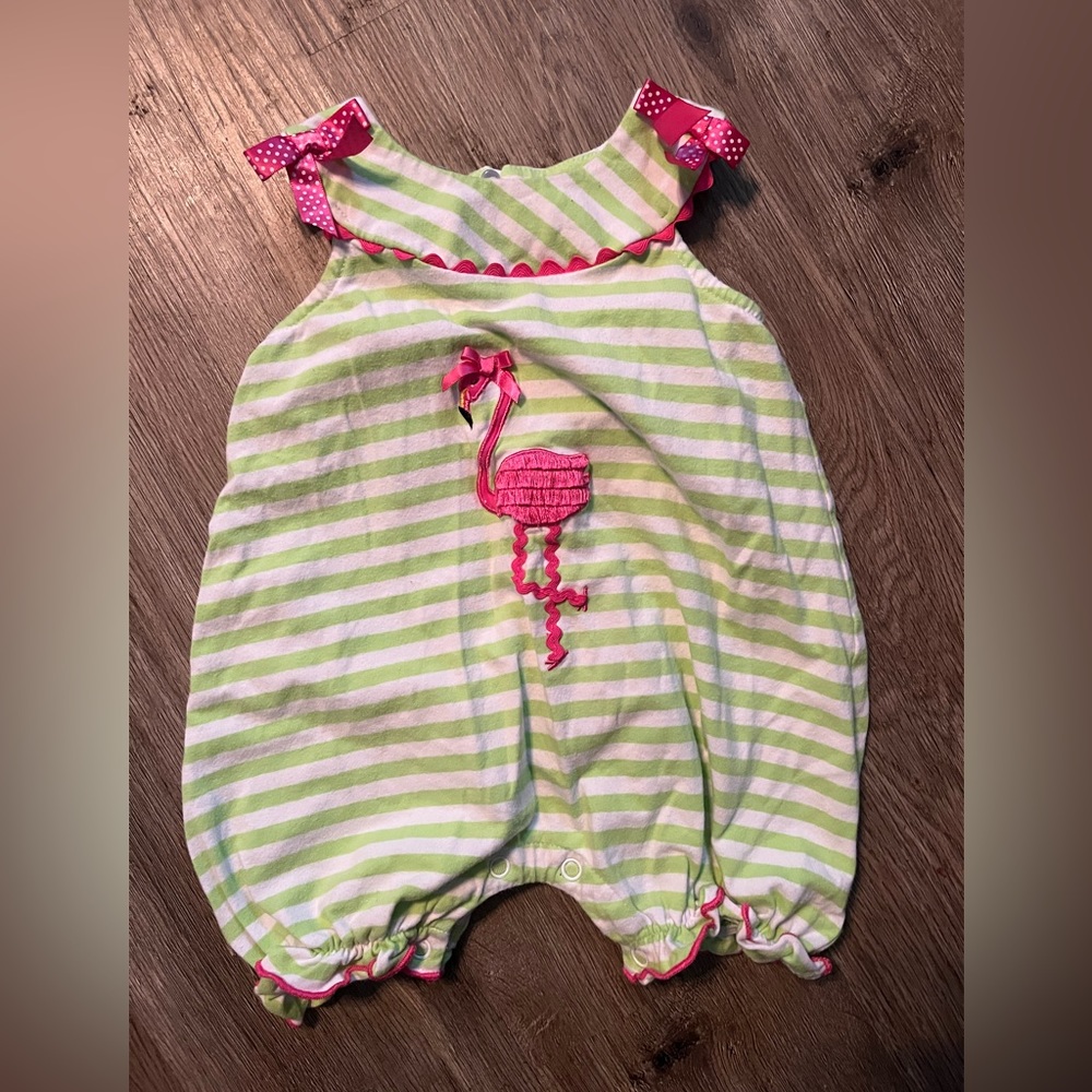 Flamingo romper EUC